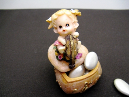 Boite cœur pour dragées baptême ou déco de gâteau  : Bonbonnière cœur fille pour dragées baptême ou déco de gâteau
