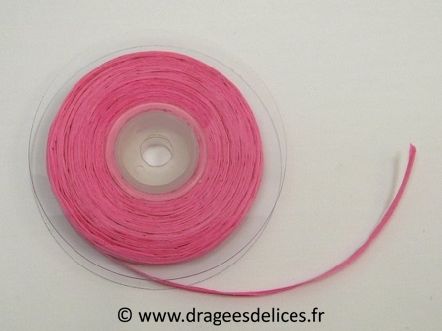 Rouleau de ruban raphia