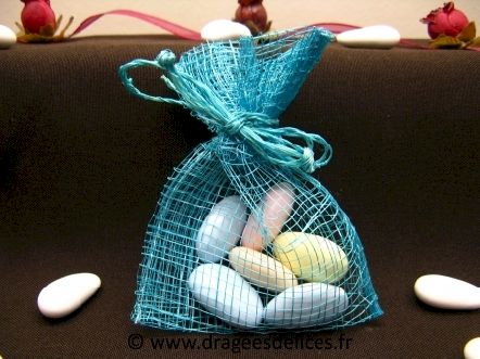 Sac à dragées pas cher pour mariage baptême et communion : Sac à dragées pas cher en sinamay bleu turquoise
