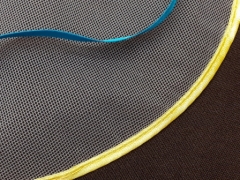 Tulle original chic pour dragées avec biais en satin Jaune clair
