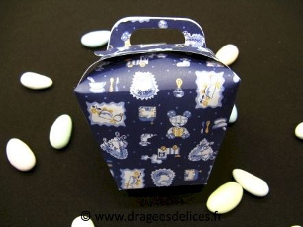 Panier baptême collection univers de bébé à garnir de dragées : Panier baptême collection univers de bébé
