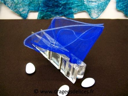 Tulle avec bordure rigide à garnir de dragées : Tulle bleu royal avec bordure rigide à garnir de dragées