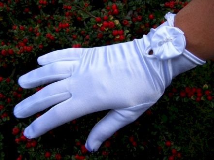 Gants en satin fleur et perles