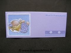Marque place bébé dort 