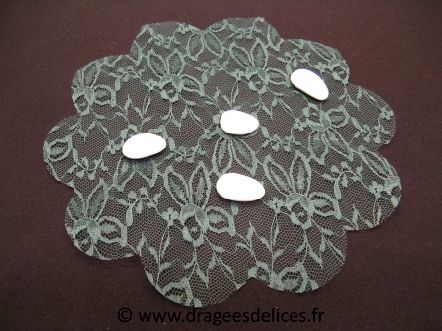 Tulle en dentelle pas cher pour dragées : Rond dragées couleur vert sapin