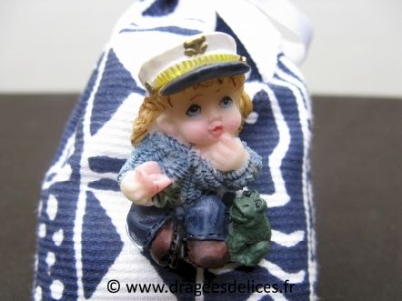 Petit sujet marin garçon ou fille pour décoration thème mer : Petit sujet marin fille pour décoration sur le thème de la mer
