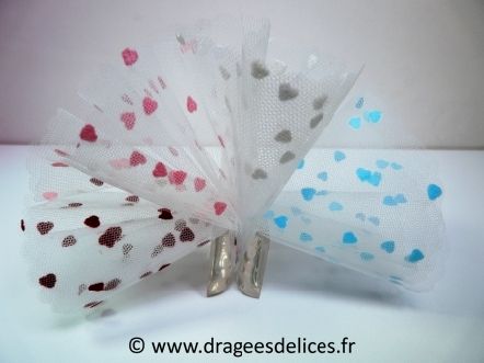Tulle floqué cœurs à garnir avec des dragées