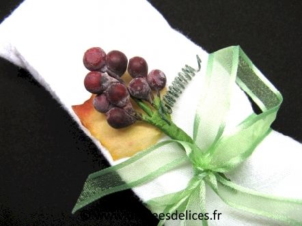 Lots de 10 grappes de raisin pour déco de serviette