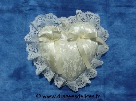 Coussin en forme de coeur