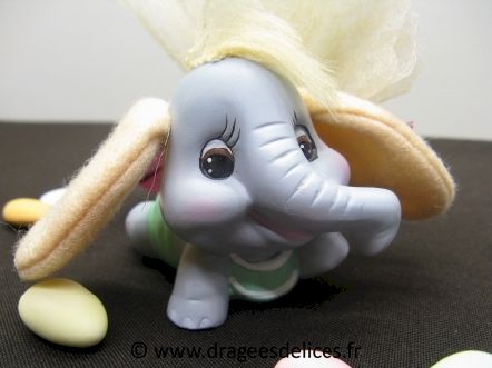 Eléphant en céramique pour décoration ou cadeau : Eléphant en céramique pour décoration ou cadeau