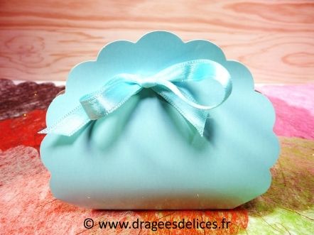 Lot de 29 éventails pour mariage baptême ou communion en carton glacé