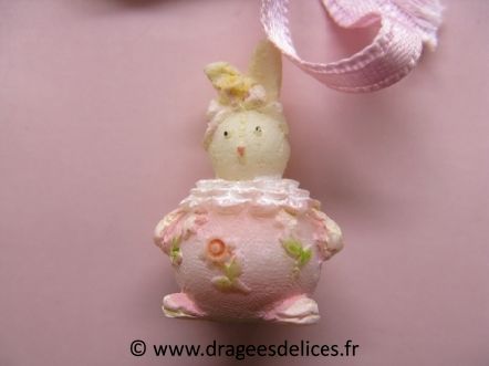 Mini lapin rose ou ciel pour décoration de boites dragées : Mini lapin rose pour décoration de boites dragées