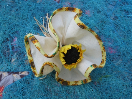 Fleur de tournesol pour décoration de contenants dragées et déco de serviette : Fleur de tournesol pour décoration de tulle de dragées