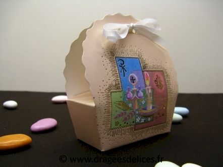 Ballotin communion garçon ou fille avec bougie et épis de blé : Ballotin pour dragées de communion bougie et épis de blé