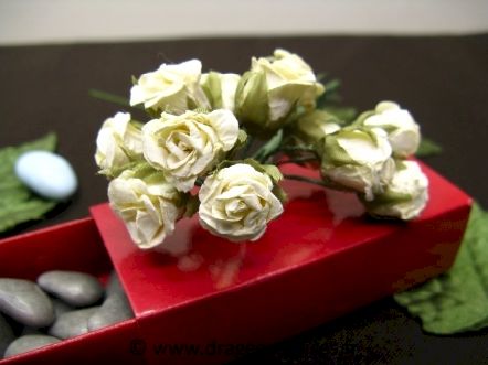 Lot de 40 fleurs en papier pour scrapbooking et déco