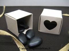 Boite cube cœur pour mariage baptême et communion Noisette