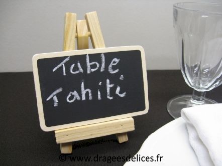 Chevalet avec son ardoise marque table