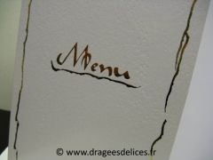Menu blanc avec impression dorure à chaud 