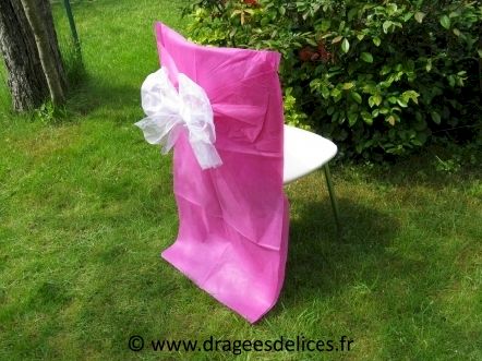 Décor de chaise en intissé : Décor de chaise en intissé