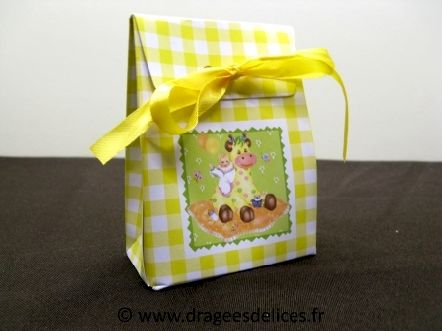 Valisette pour dragées baptême garçon ou fille collection iris