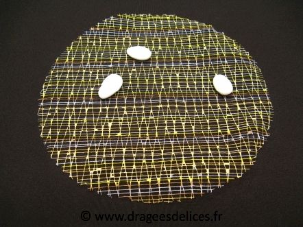 Tulle à dragées filet pour mariage, baptême et communion : Tulle effet filet écru