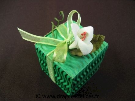 Glaïeul en mousse avec feuille pour décoration