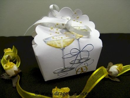 Ballotin coupes de champagne et alliances pour dragées de mariage