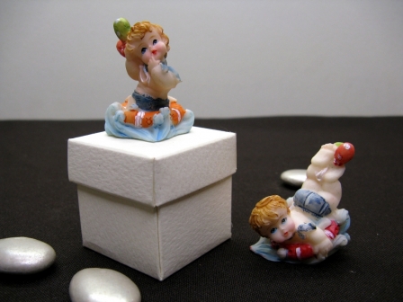 Résine de décoration pour baptême garçon avec bouée pour thème mer :  Résine de décoration pour baptême garçon avec bouée pour thème mer
