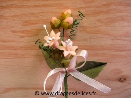 Bouquet pour décoration en pâte à sel avec feuilles et ruban : Bouquet pour décoration en pâte à sel avec feuilles et ruban pêche saumon