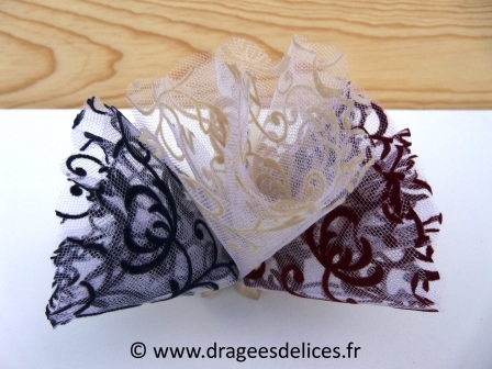 Tulle floqué arabesque pour mariage baptême et communion