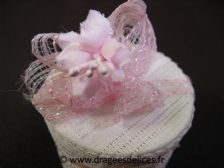 Fleurette pas chère pour décoration de mariage, baptême et communion