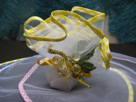 Tulle avec bordure en coton vichy pour dragées