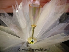 Flûte de champagne à piquer 