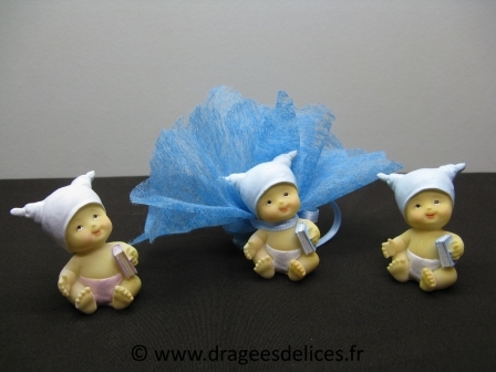 Résine Lulu avec son livre pour baptême garçon ou fille