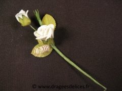 Bouquet de rose en feutrine avec feuilles et bouton de rose Blanc