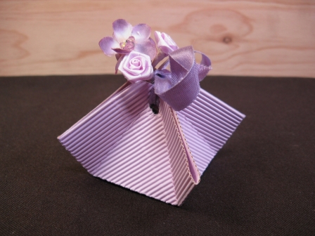 Fleur mini rosette ourlée pour décorations de tulles et boites de dragées : Fleur mini rosette ourlée pour décorations de tulles et boites de dragées