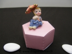 Boite hexagonale pour dragées de baptême fille Rose