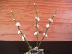 Brin de muguet avec petites perles pour décoration Blanc