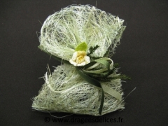 Sac en fibre naturelle avec son décor pour mariage baptême et communion Vert menthe