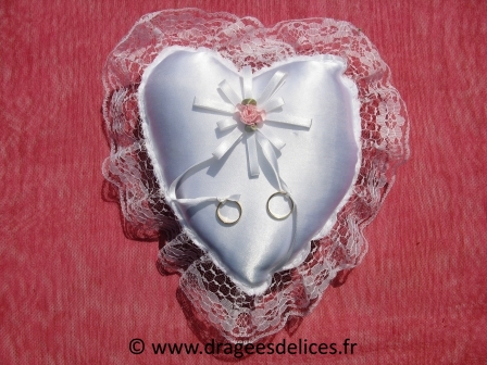 Coussin en forme de coeur