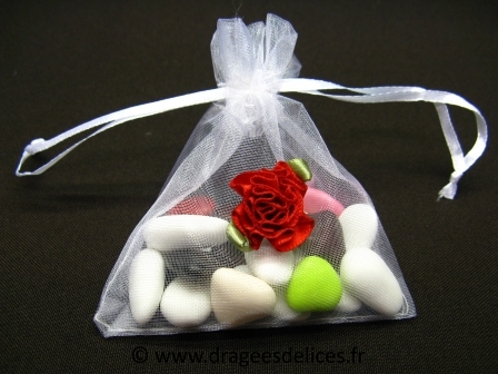 Sac en organza pas cher pour mariage baptême et communion : Sac en organza pas cher à garnir de dragées couleur blanc