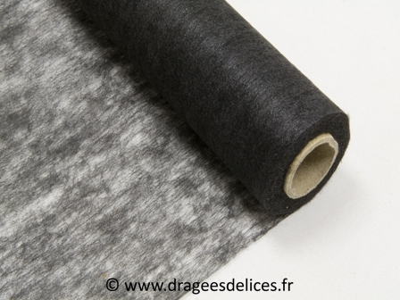 Chemin de table en intissé