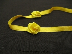 Guirlande de table en satin Bouton d`or