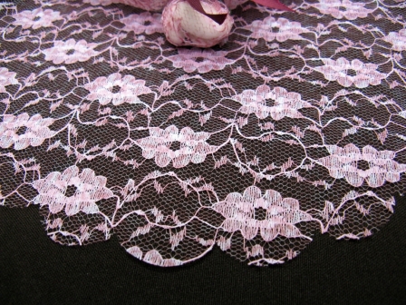 Tulle en dentelle fleur pour mariage, baptême et communion : Tulle en dentelle fleur pour mariage, baptême et communion