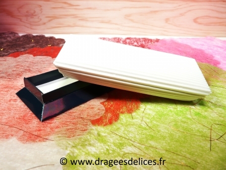 Boite à dragées rectangulaire idéale pour thème mer : Boite dragées rectangulaire collection carton ondulé blanc