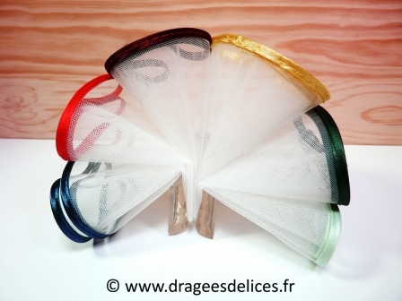 Tulle original chic pour dragées avec biais en satin : Tulle bord satin