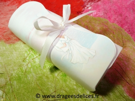 Boite ballotin mariage couple romantique à garnir de dragées : Boite ballotin mariage couple romantique à garnir de dragées