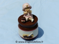 Boite baptême pour vos dragées de table bébé tartine au chocolat Fille