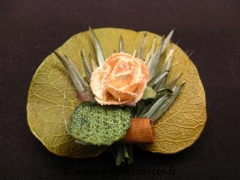 Feuille naturelle avec fleur et bâton de cannelle pour décoration Saumon