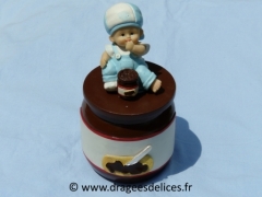 Boite baptême pour vos dragées de table bébé tartine au chocolat Garçon